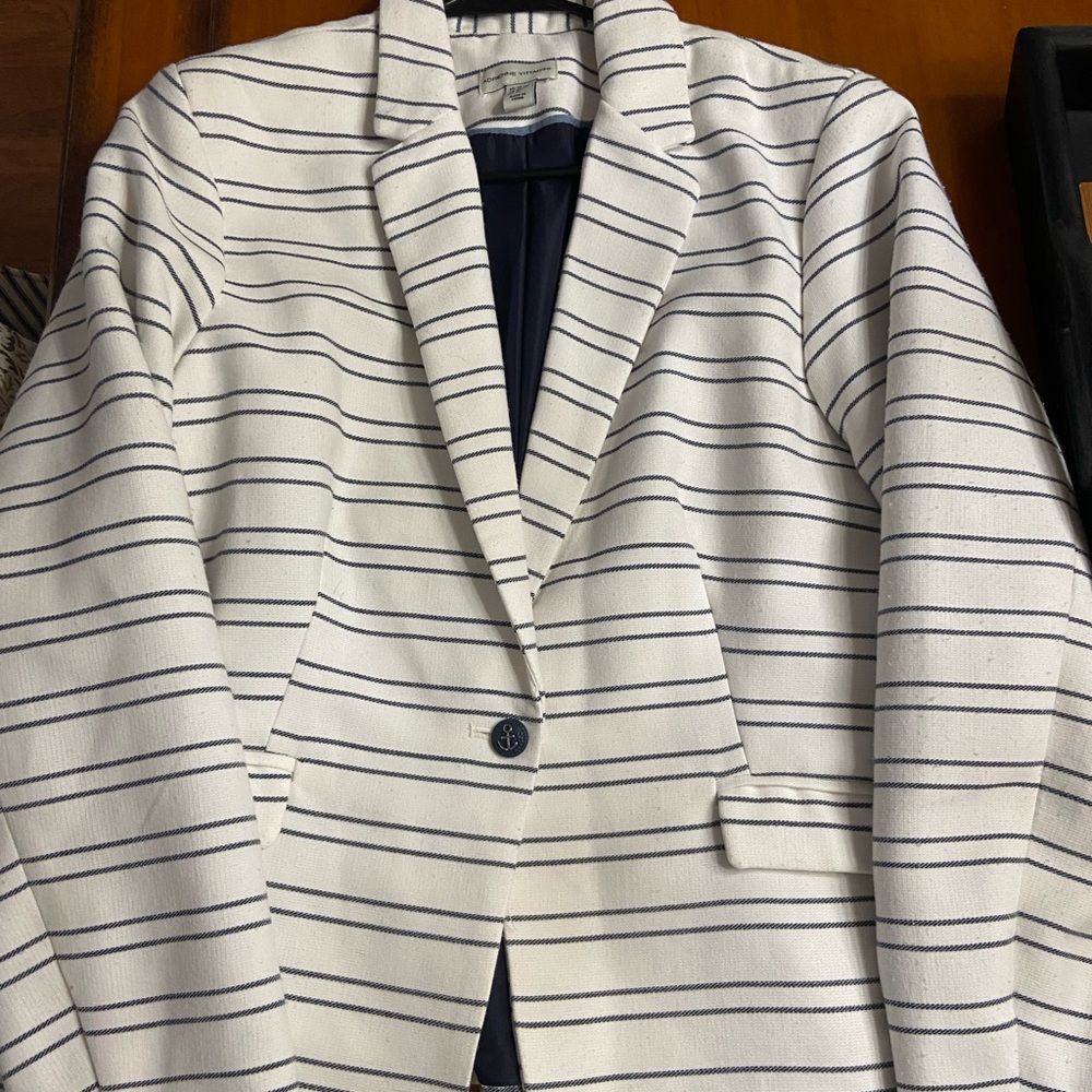 Adrienne Vittadini White Blazer with Navy Stripes